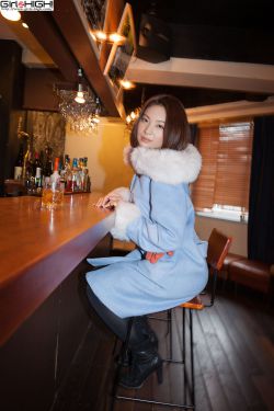 小妖精抬起臀嗯啊H军人